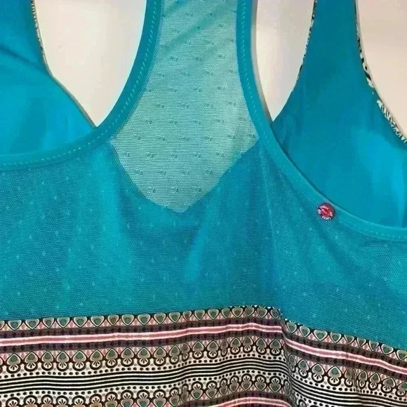 Swimsuit - Picture 4 of 5